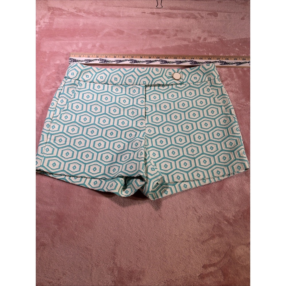 Trina Turk Geometric Print Shorts Size 8 Teal White Jacquard Tailored High Rise